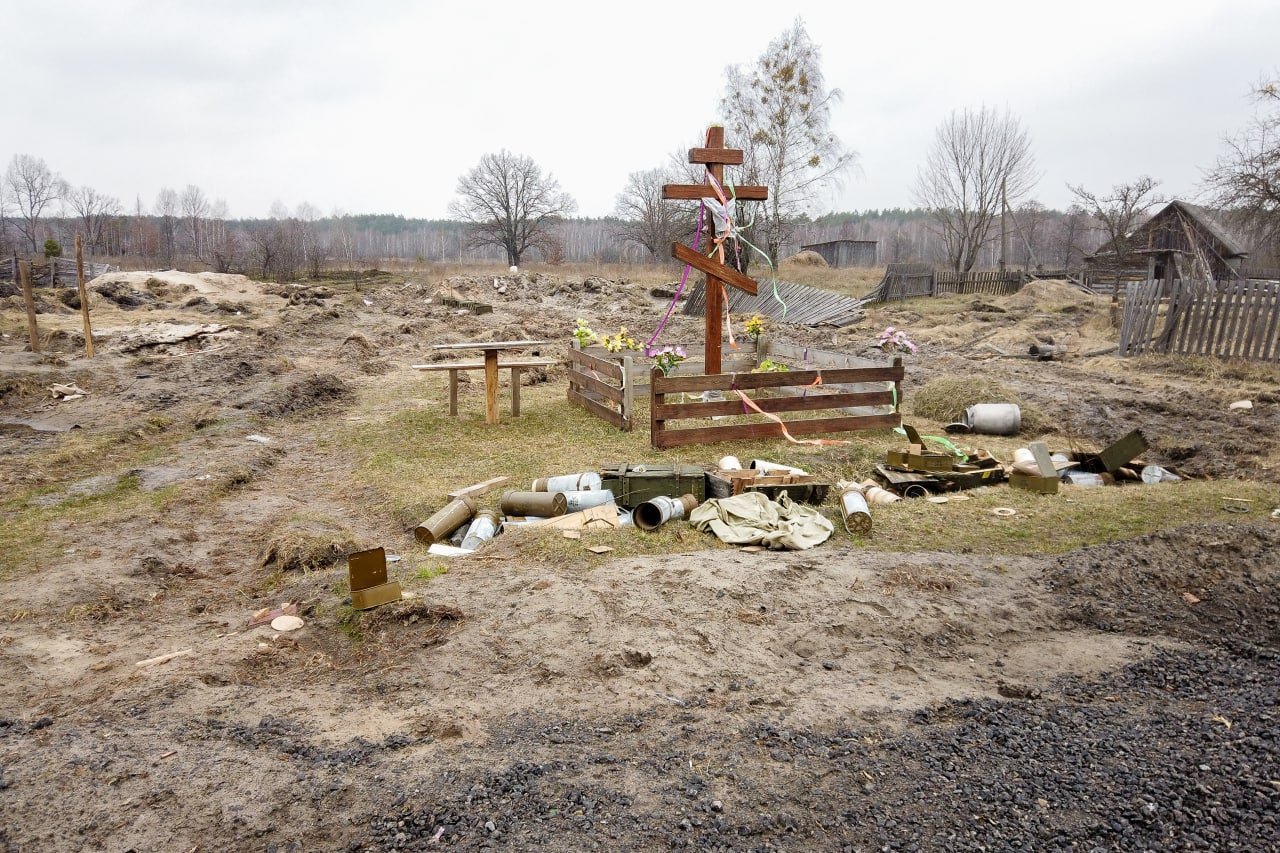 Российские оккупанты, убегая из Житомирской области, взорвали два моста 2