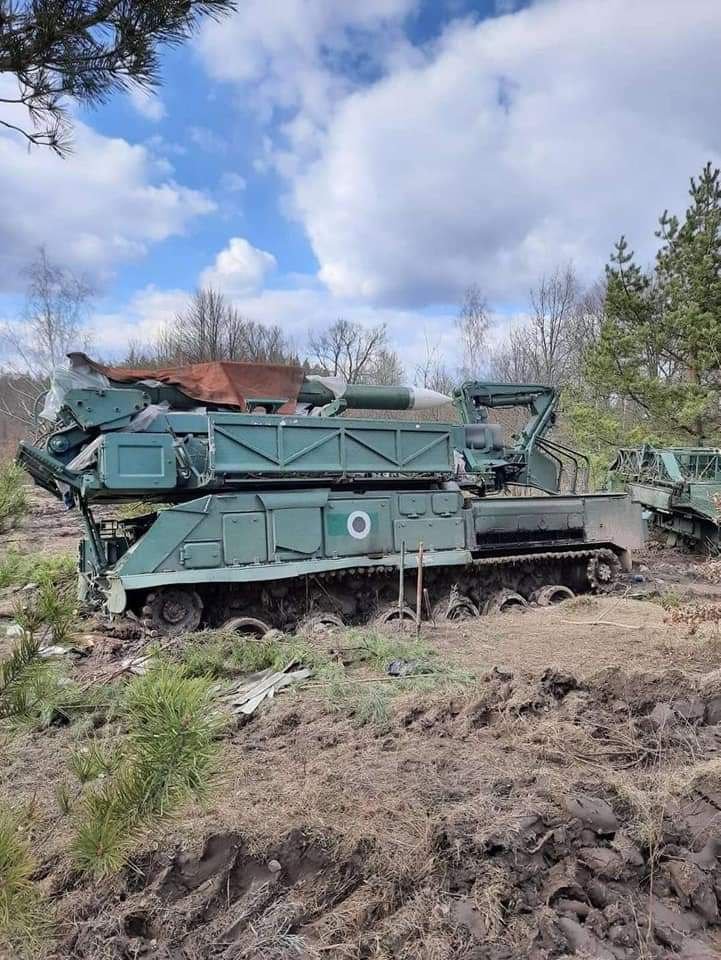 Украинские военные захватили вражеские ракетные комплексы «БУК» 1
