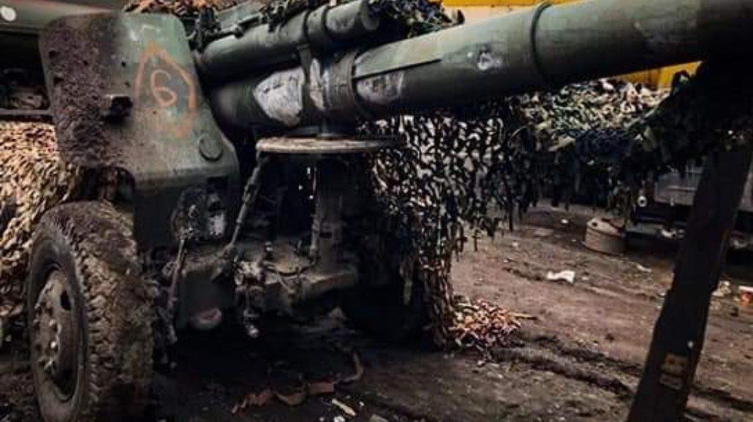 Українські військові захопили кілька російських БТР та гармату МСТА-Б 1