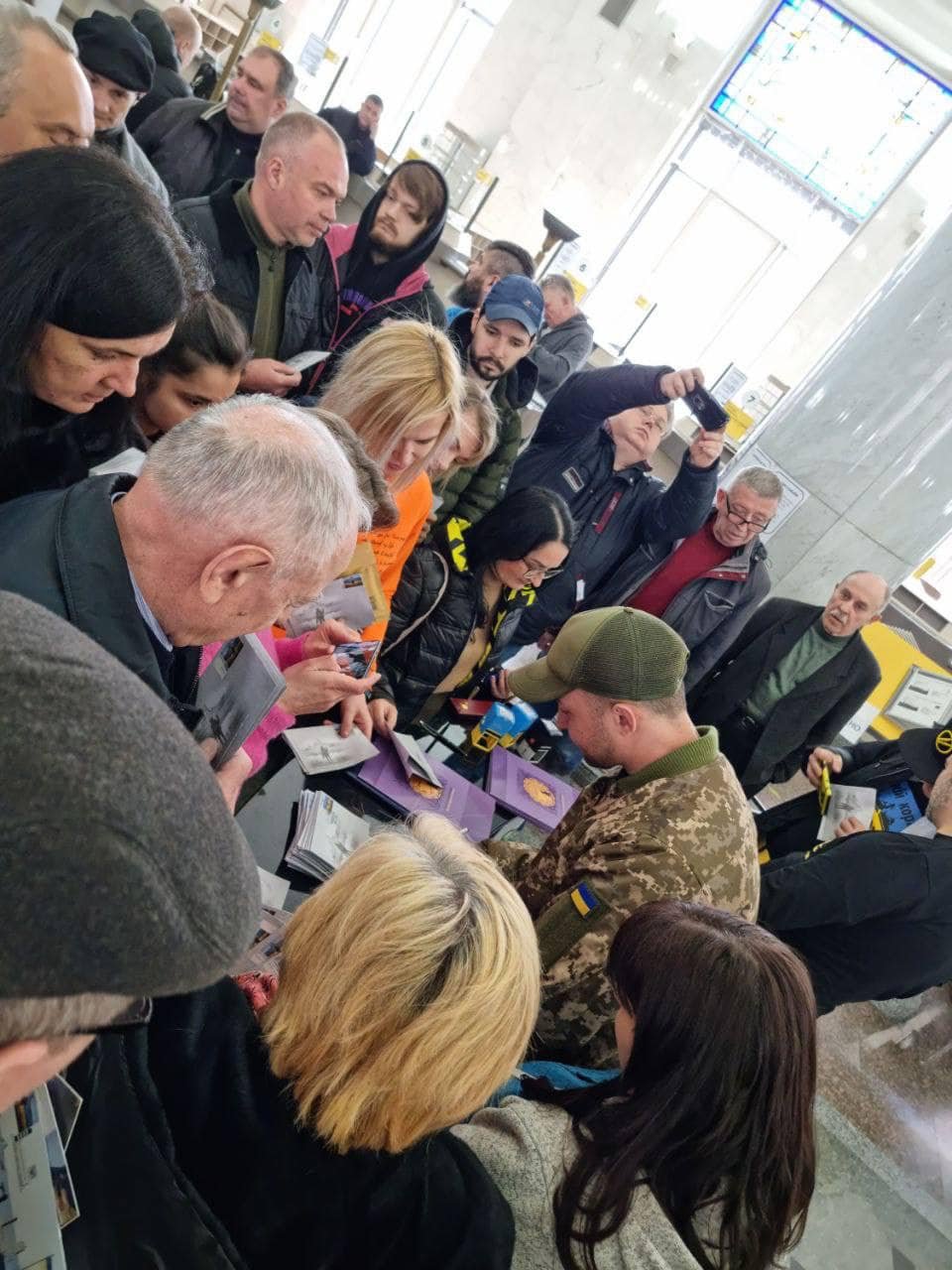 «Укрпошта» випустила нову марку «Російський корабель іди…» 3