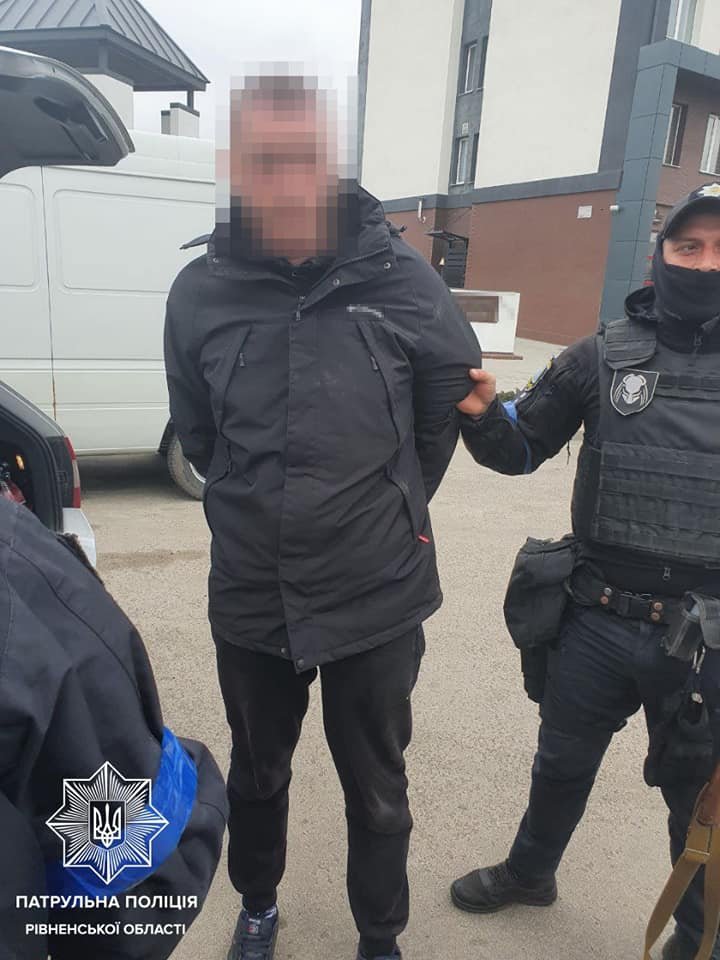 В Ровно задержали мужчину, который вёз взрывчатку и не смог выговорить слово «паляниця» 2