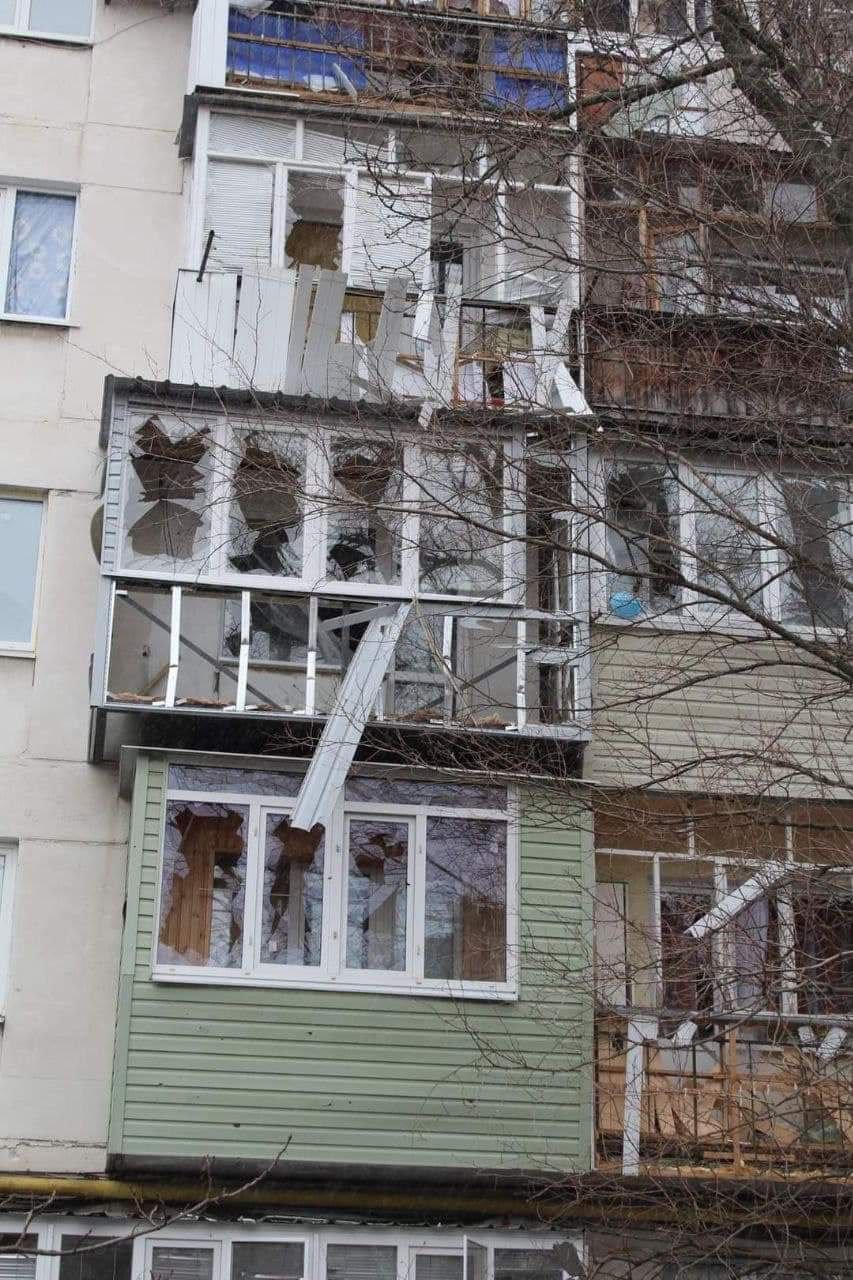 Ворог б'є важким озброєнням по всіх вільних населених пунктах Луганської області - голова ОВА 2