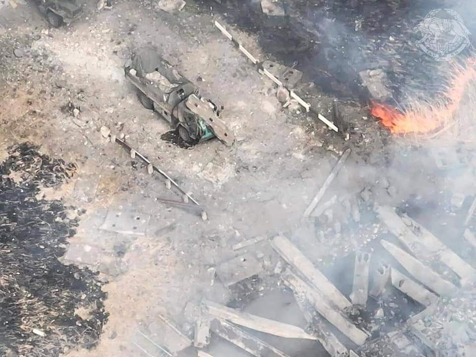Українські військові підірвали міст із колоною російської техніки, яка рухалася у бік Ізюму 1