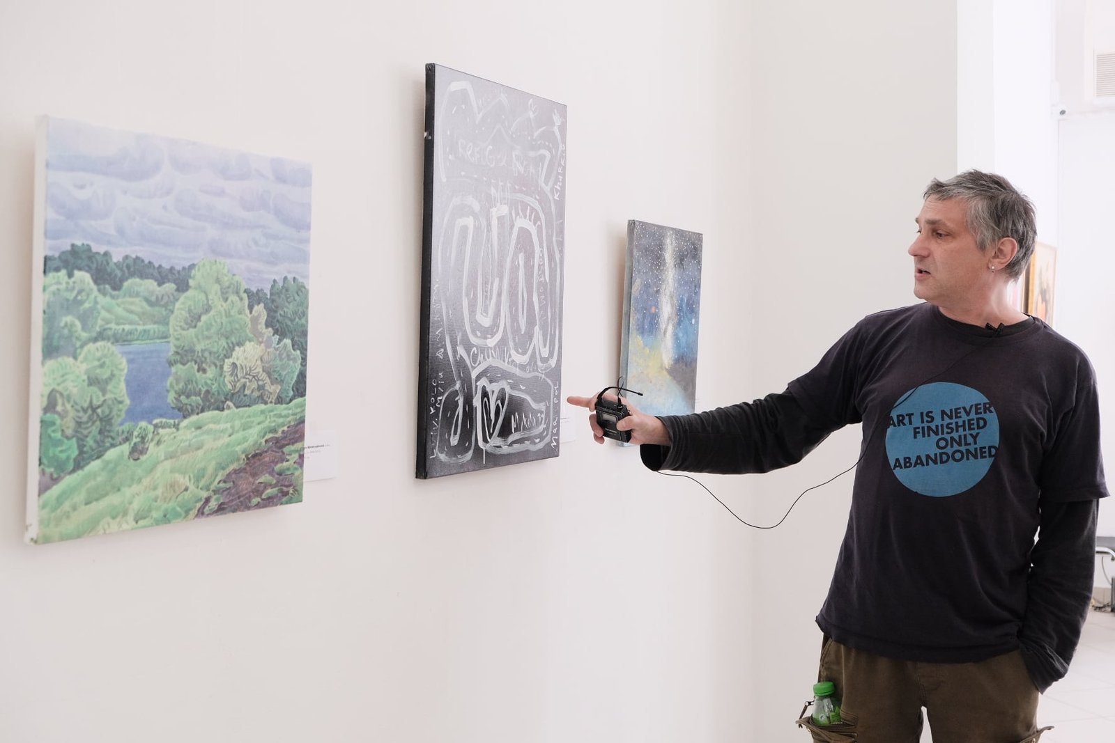 У Чернівцях за кілька годин продали 16 картин та зібрали для ЗСУ 100 тисяч гривень 3