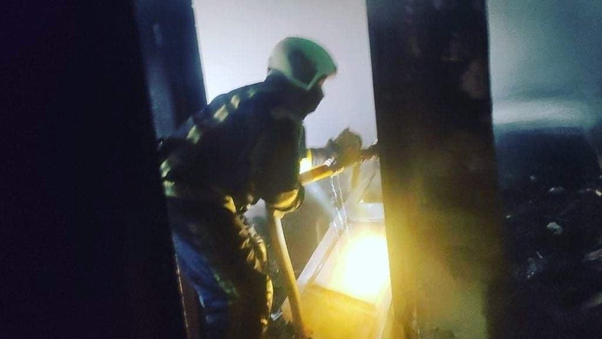 В Новодружеске возле шахты загорелся уголь: туда попал снаряд оккупантов 1