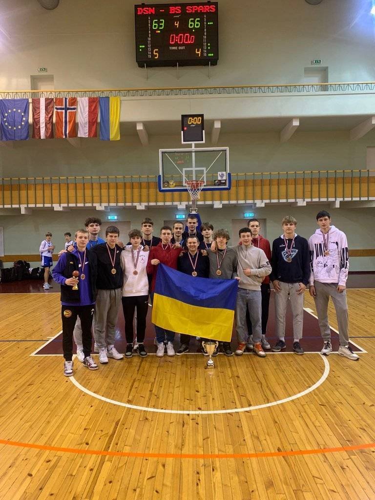 Украинские баскетболисты завоевали бронзу в финале Евролиги U-17 3