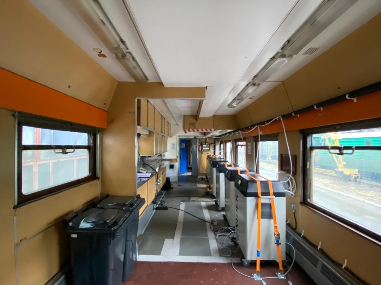 В Україні з'явився потяг-мінігоспіталь: як він виглядає 3