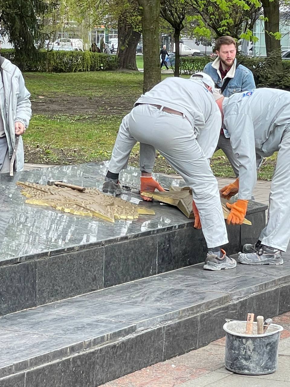 У Луцьку на меморіалі Вічної Слави приберуть радянську символіку та змінять дату початку війни 3