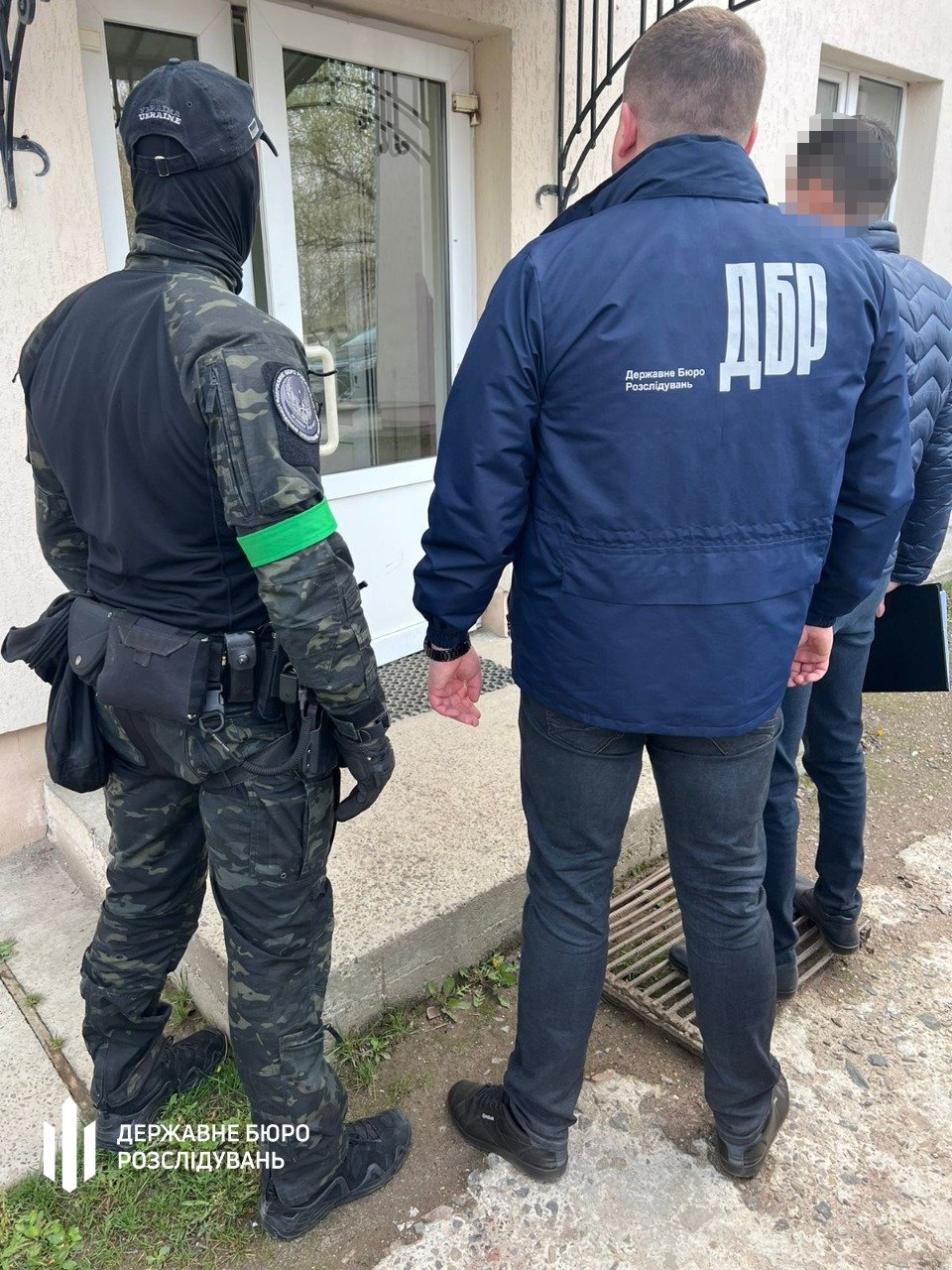У Львівській області у родичів Медведчука та Козака проводять обшуки 2
