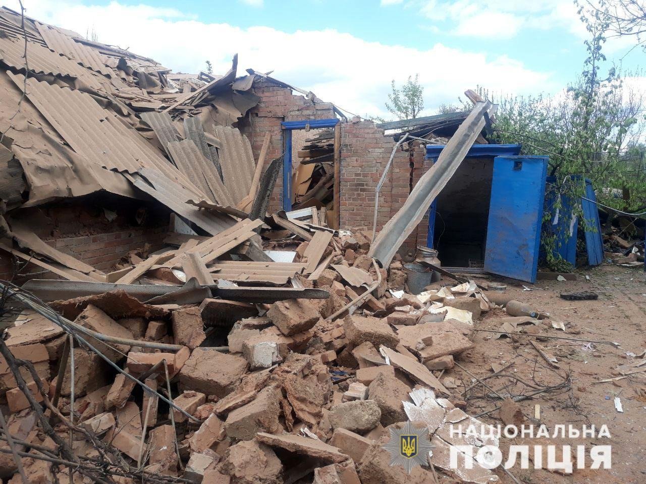 Бойовики за добу обстріляли 9 населених пунктів на Донеччині: загинуло троє людей, ще 6 поранено 8