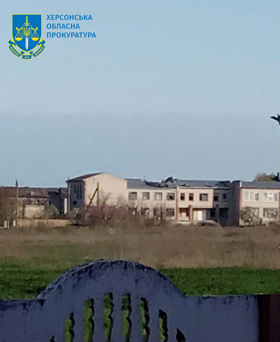 Оккупанты обстреляли из «Градов» Херсонскую область: есть раненые 1