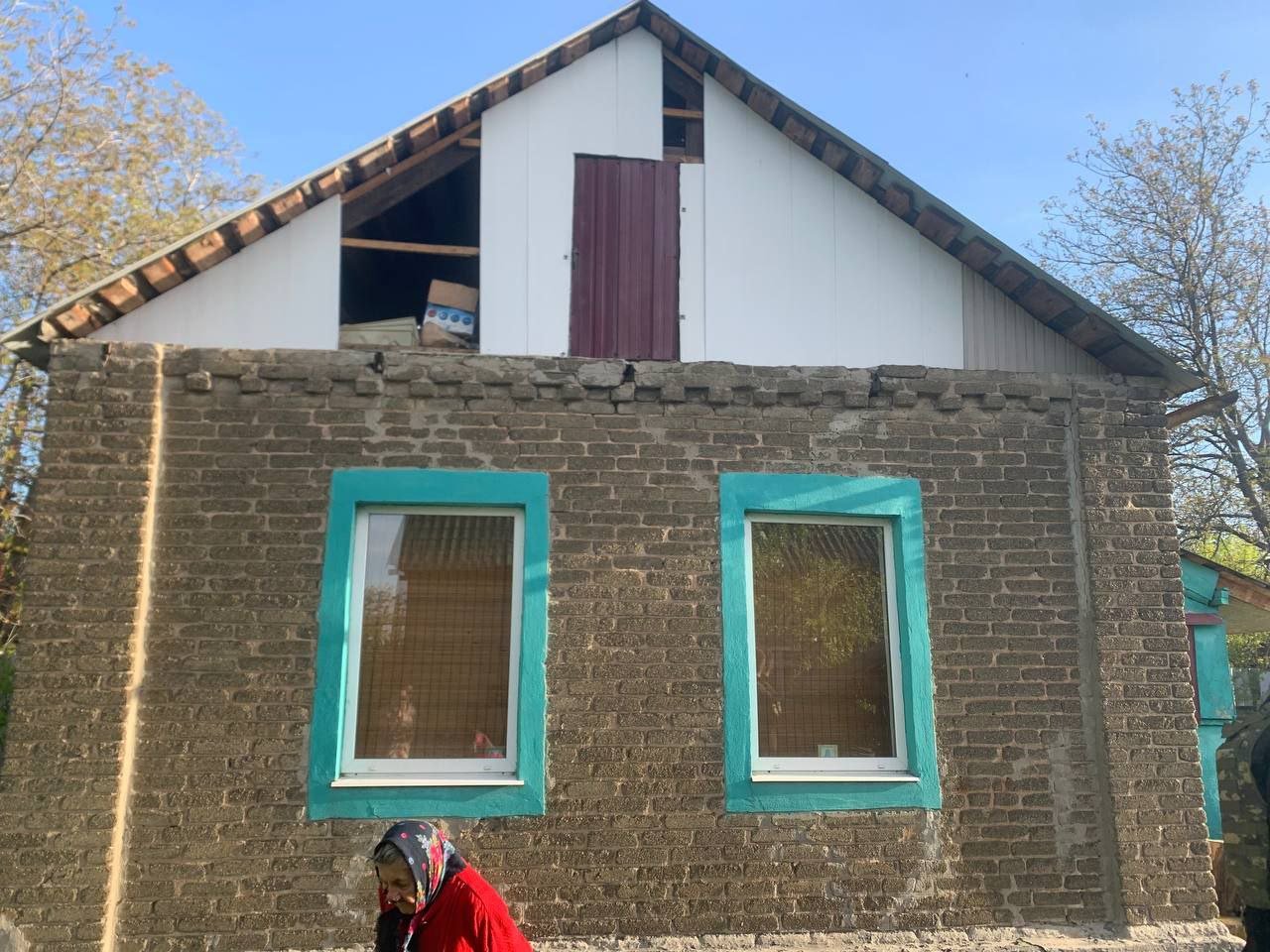 Окупанти обстріляли дві громади та коксохімічний завод у Донецькій області 5