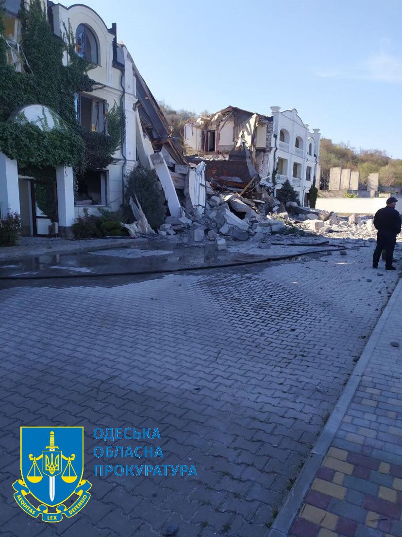 Над Одесской областью сбили 6 вражеских ракет 4