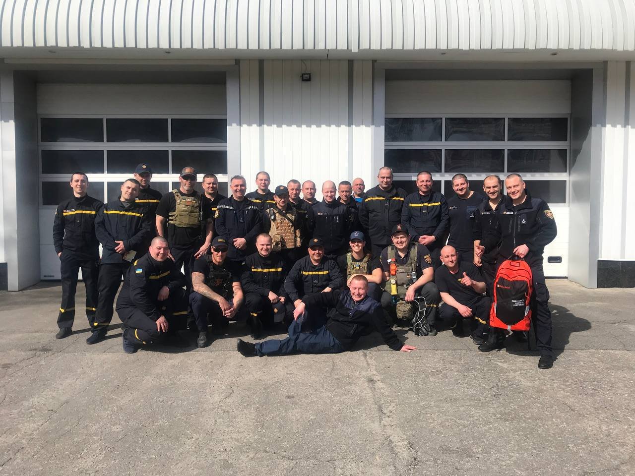 «Вначале в глазах читался страх, но спустя 4 дня массированных обстрелов все привыкли». Будни пожарной части Харькова 4