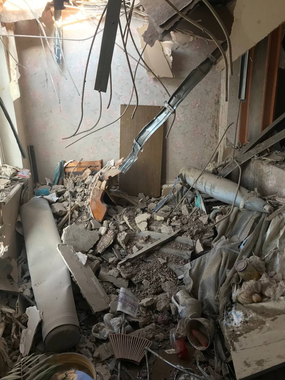 «Вначале в глазах читался страх, но спустя 4 дня массированных обстрелов все привыкли». Будни пожарной части Харькова 6