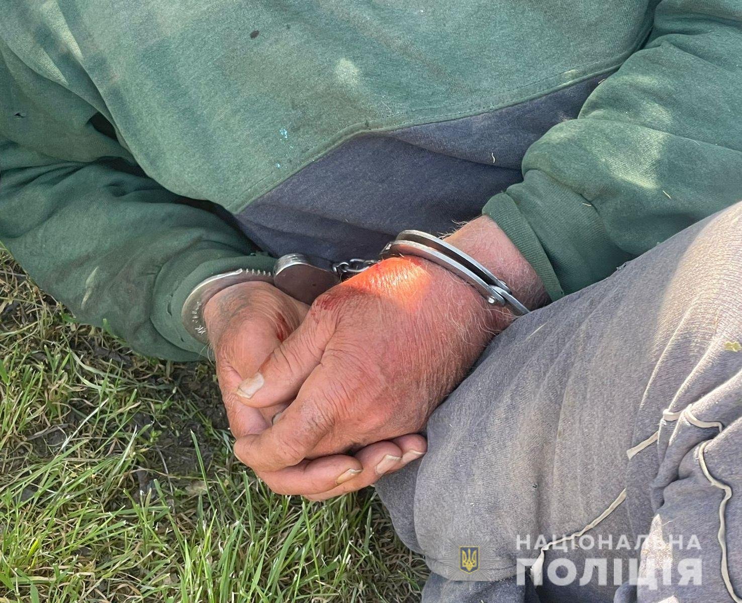 В Одесской области мужчина из ружья застрелил жену и ранил полицейского 1
