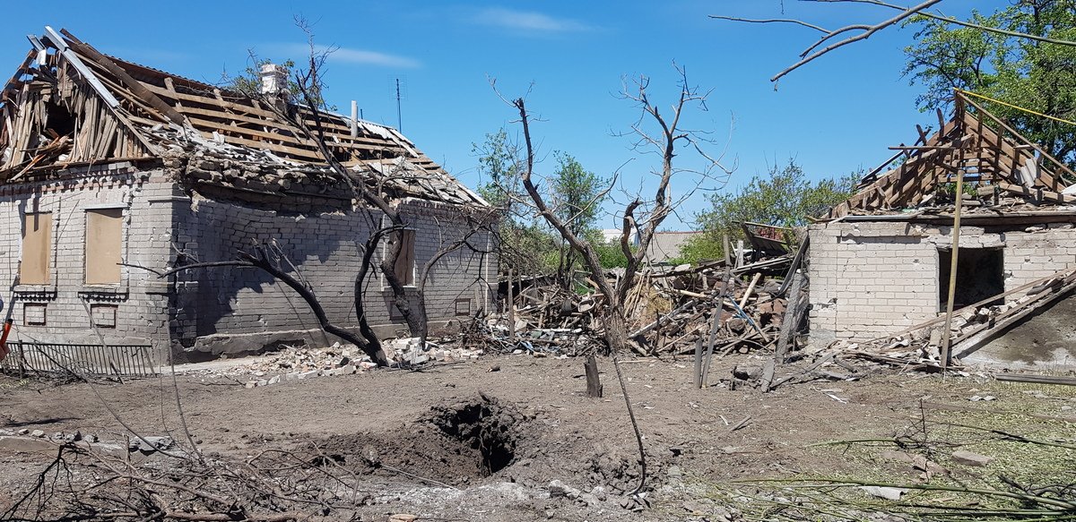 «Страх за життя, страх за сім'ю, страх за свій будинок», ― жителі Комишувахи розповіли про день, коли прилетіли 18 ракет за годину 3