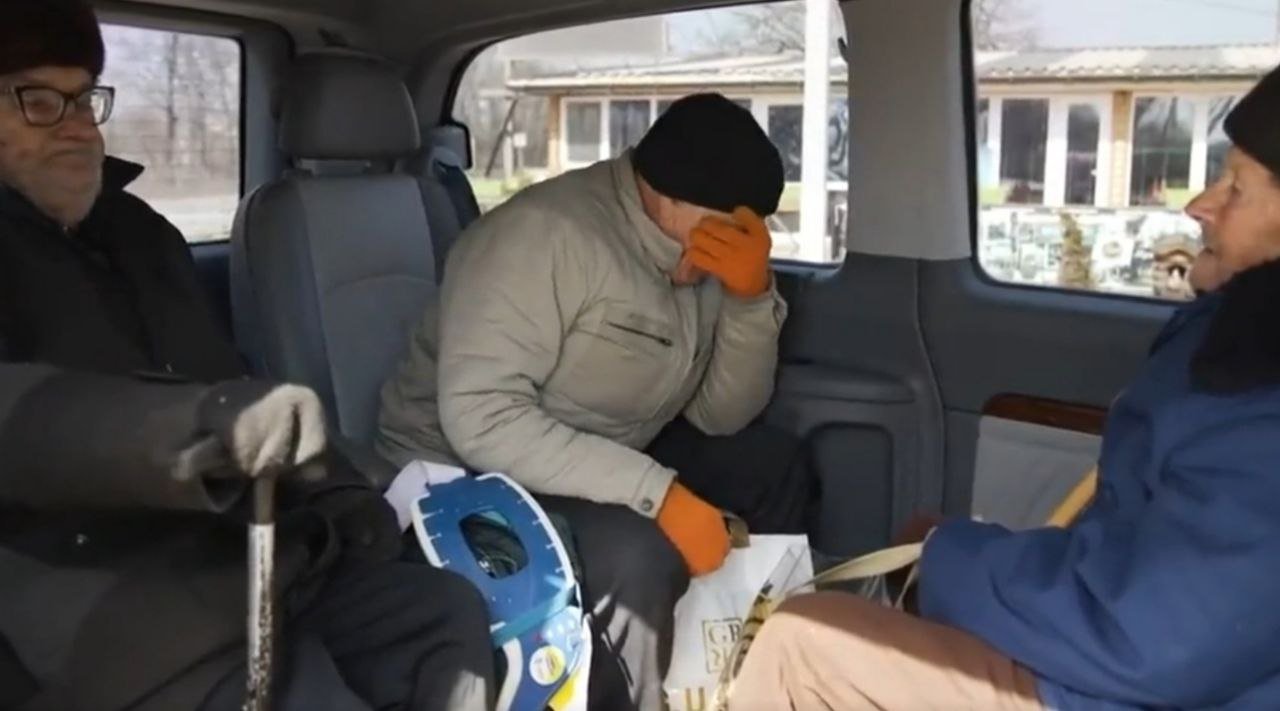 Они не молчат, они не могут рассказать: жители сёл на Херсонщине без связи 2