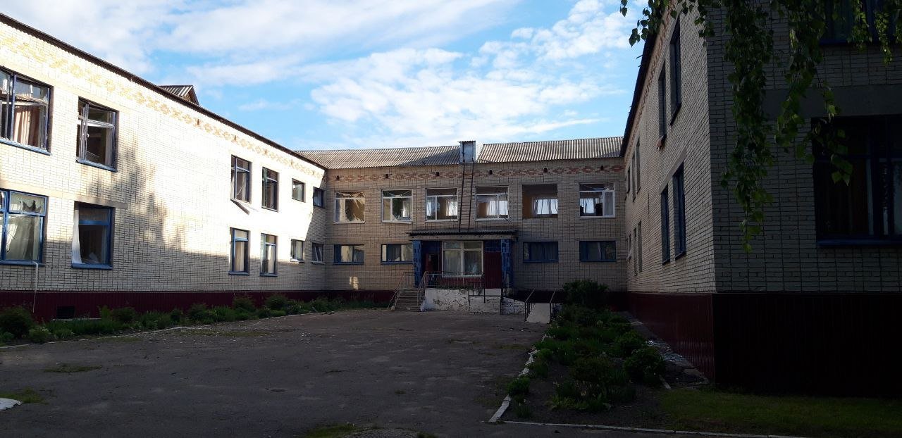 Оккупанты выпустили пять ракет по Ахтырке: ранены 5 человек 1