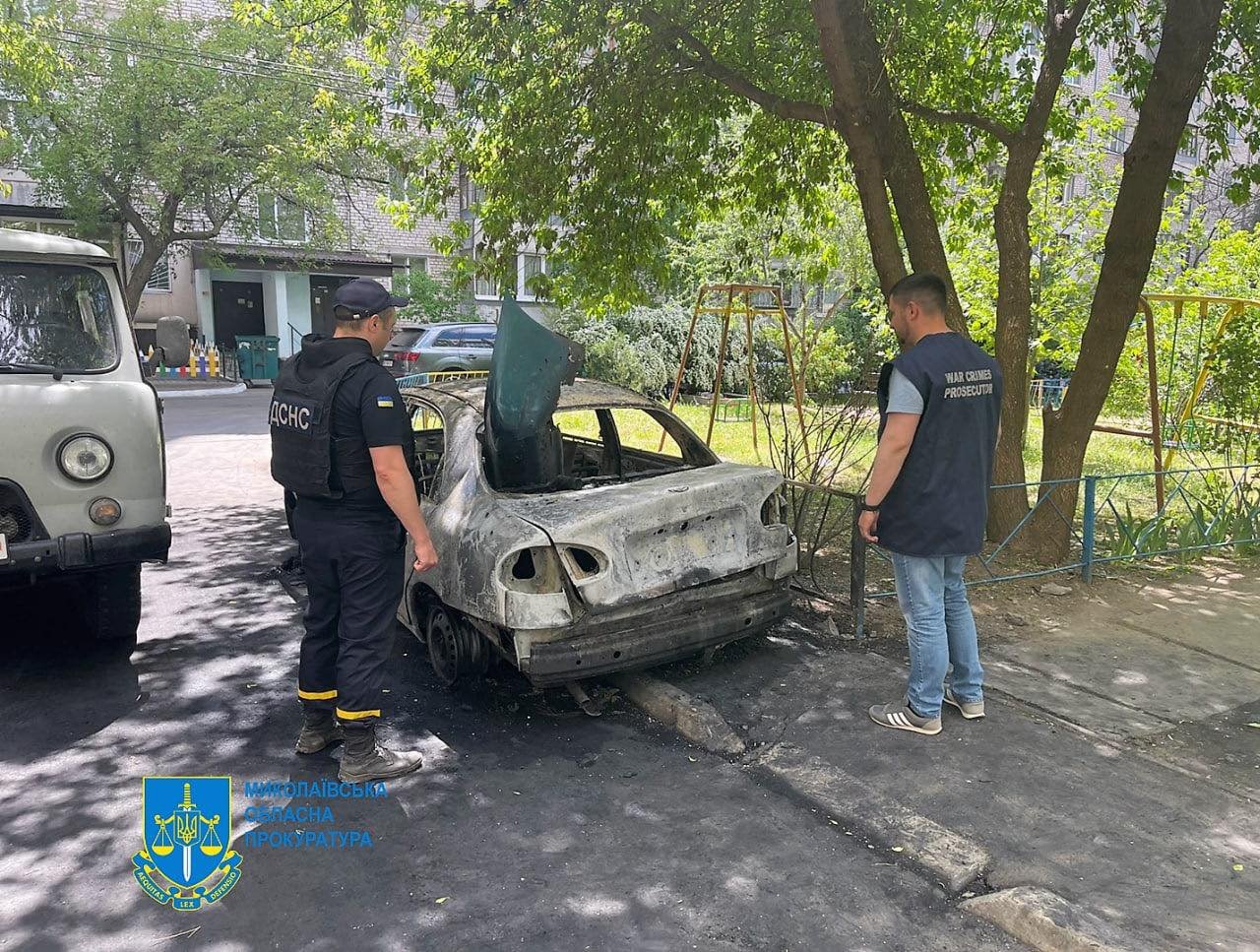 Оккупанты обстреляли Николаев запрещёнными кассетными боеприпасами: ранен мирный житель 4