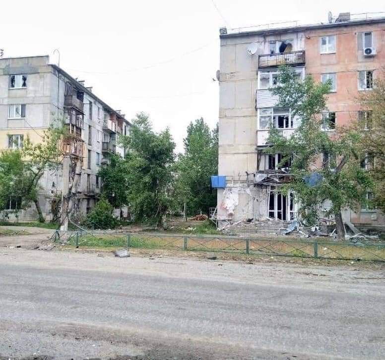 Рашисти продовжують обстрілювати Луганську область: загинуло 4 людей, є поранені 3