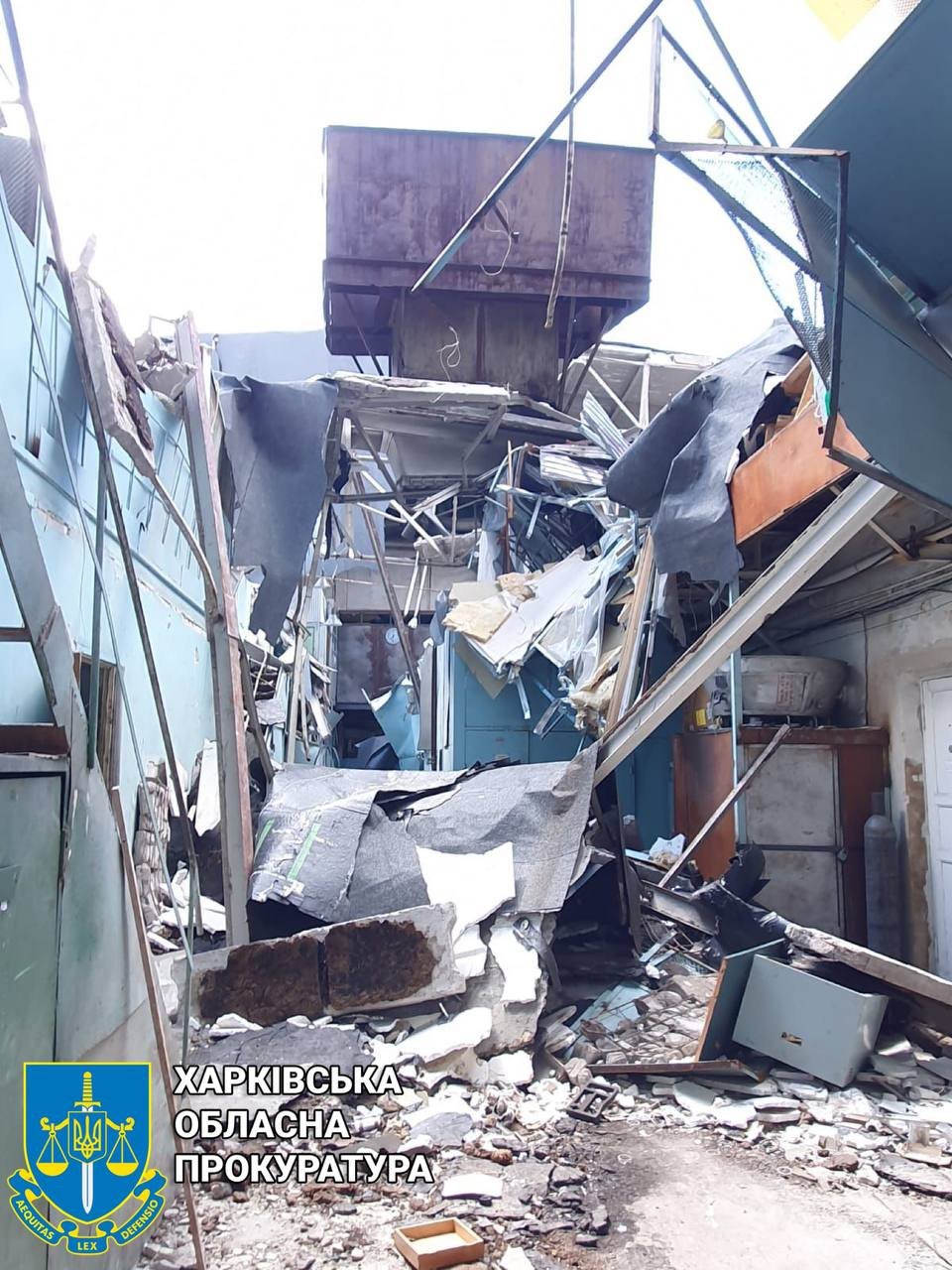 Прокуратура опублікувала наслідки атак росіян на ядерну установку у Харкові 2