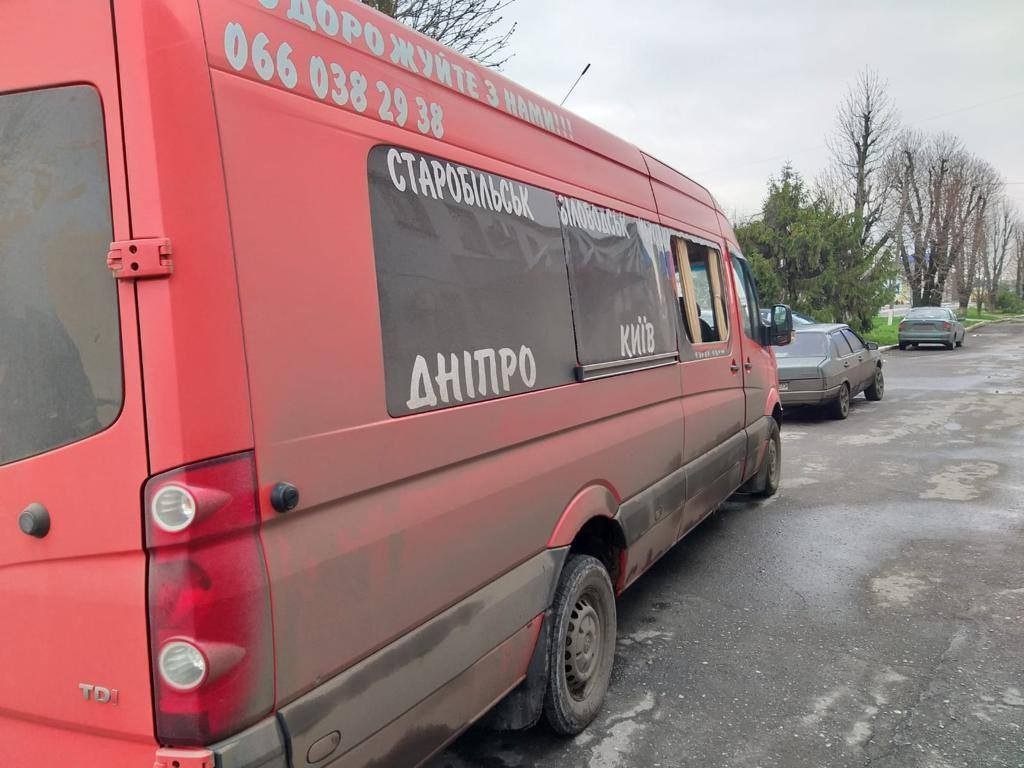 Под обстрелами или через рф: как люди эвакуируются с оккупированных территорий Луганской области 1