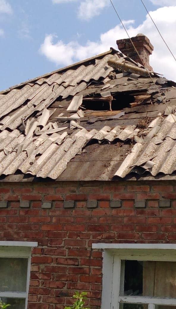 Оккупанты обстреляли Славянск кассетными снарядами 4