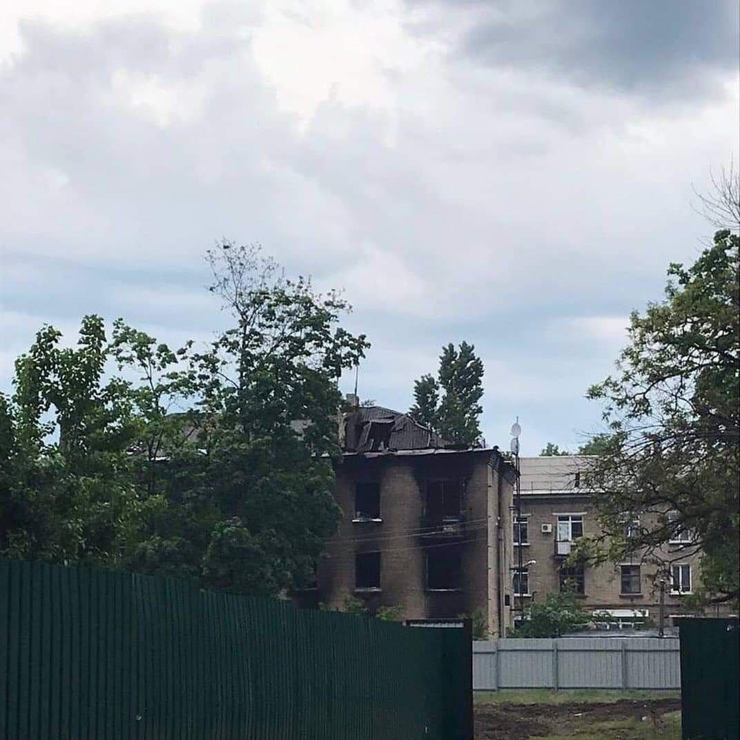 Окупанти обстрілюють Лисичанськ та Сєвєродонецьк: зруйновано 50 будинків, є загиблі 2