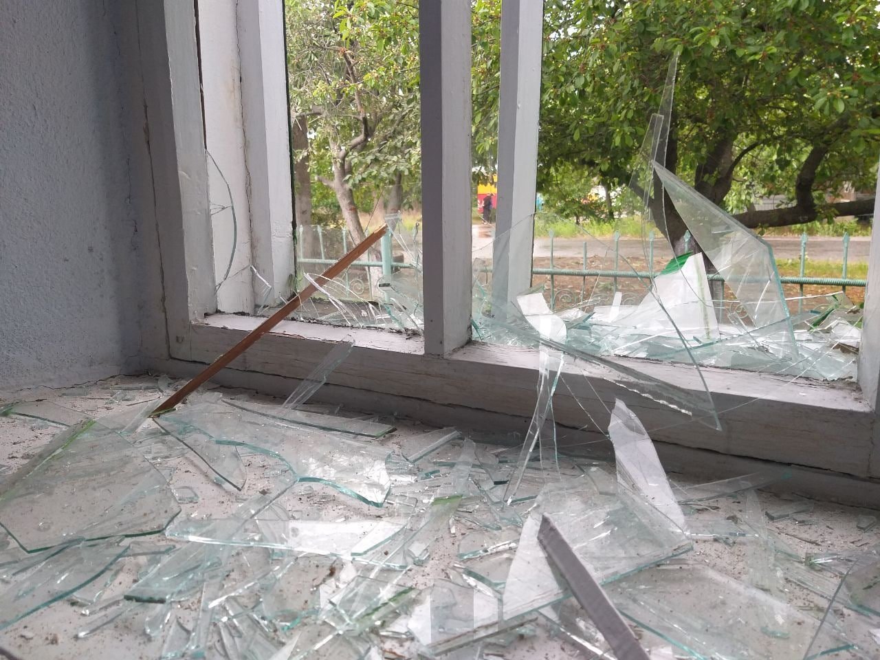 Війська рф обстріляли один з районів Миколаєва: зруйновано 21 приватний будинок, поранено мирного мешканця 2