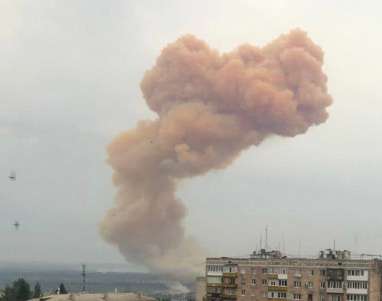 Оккупанты попали в цистерну с азотной кислотой в Северодонецке 1