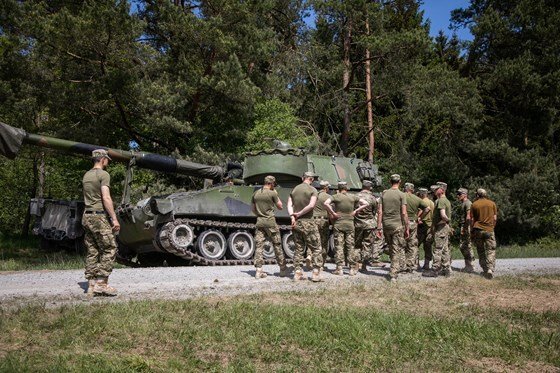 Норвегія передала Україні 22 самохідні гаубиці М109 1