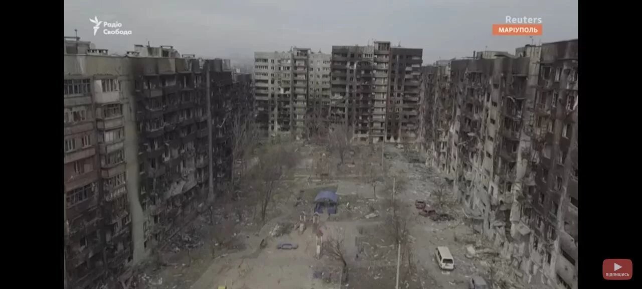 «Я чув, як заживо горять люди, вони дуже сильно кричали», – історія родини, що пережила пекло в Маріуполі 4