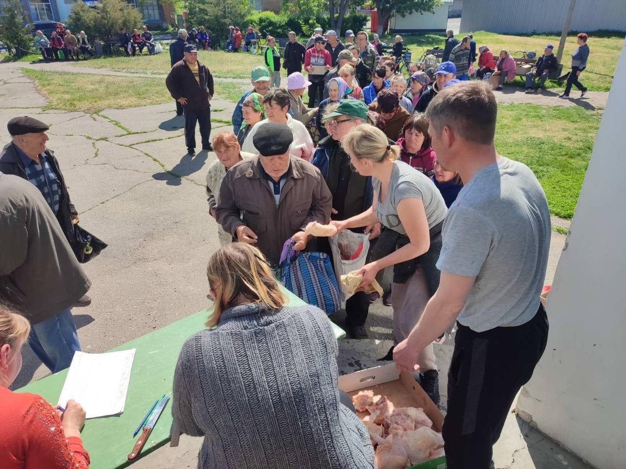 «З міста, де я виріс і де росте мій син – їхати не збираюсь. Жоден ворог нам не страшний». Історія харківського волонтера Артура Орищенка 2 Новини про - «З міста, де я виріс і де росте мій син – їхати не збираюсь. Жоден ворог нам не страшний». Історія харківського волонтера Артура Орищенка