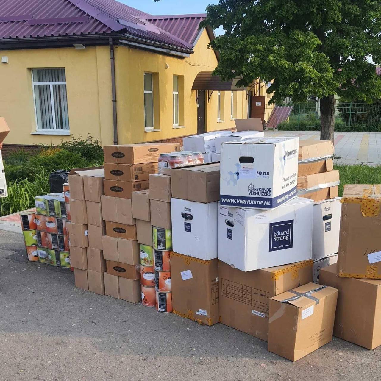 «З міста, де я виріс і де росте мій син – їхати не збираюсь. Жоден ворог нам не страшний». Історія харківського волонтера Артура Орищенка 4 Новини про - «З міста, де я виріс і де росте мій син – їхати не збираюсь. Жоден ворог нам не страшний». Історія харківського волонтера Артура Орищенка