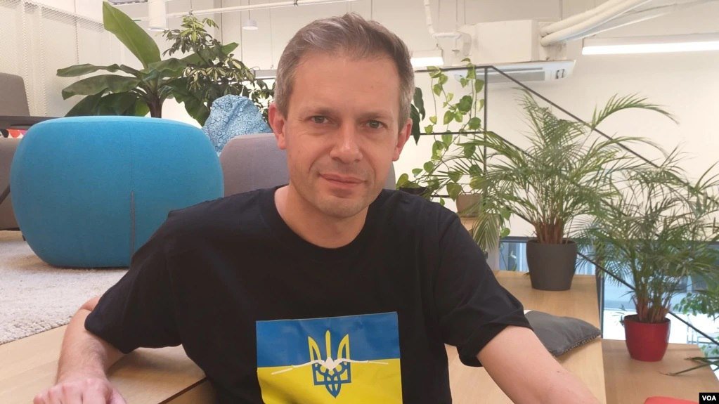 Журналіст із Литви зібрав 5 мільйонів євро на "Байрактар" для України. Що про нього відомо? 5