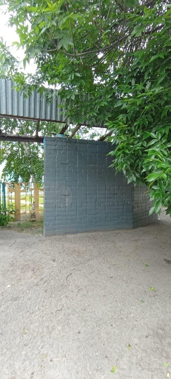 Знищують історичні книжки та зафарбовують мурали. Окупанти масово знищують українську культуру на окупованих територіях Луганської області 4 Новини про - Знищують історичні книжки та зафарбовують мурали. Окупанти масово знищують українську культуру на окупованих територіях Луганської області