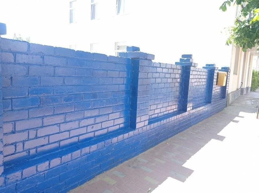 Знищують історичні книжки та зафарбовують мурали. Окупанти масово знищують українську культуру на окупованих територіях Луганської області 6 Новини про - Знищують історичні книжки та зафарбовують мурали. Окупанти масово знищують українську культуру на окупованих територіях Луганської області