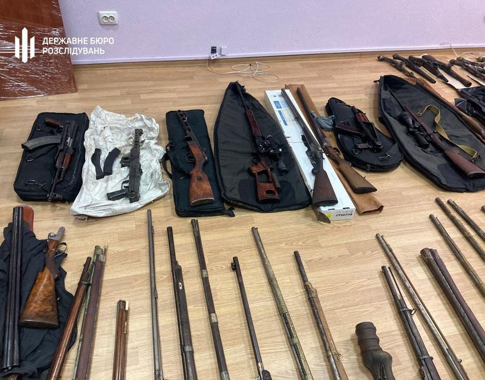 Скіфські мечі, монети та посуд Трипільської культури: ексдепутат викрав понад 6 тисяч унікальних артефактів з музеїв Криму 6