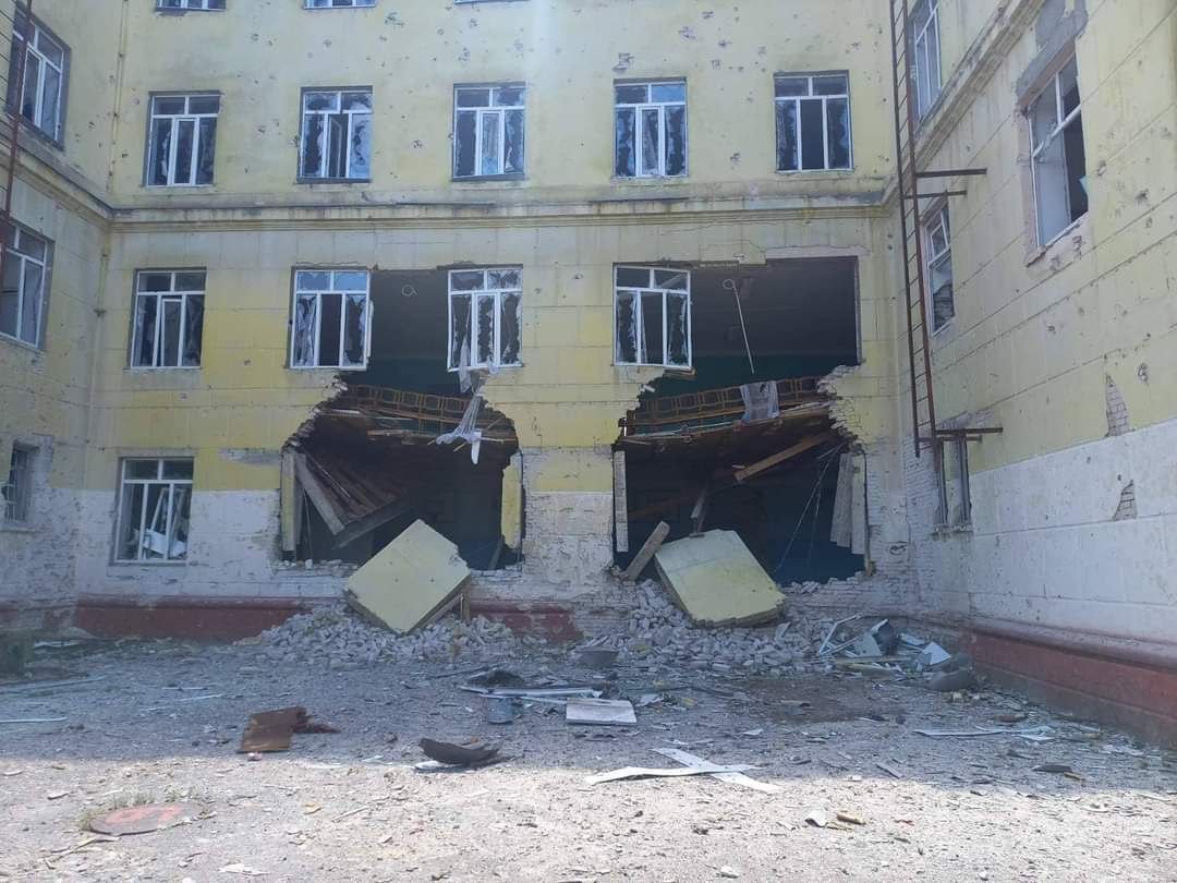 Рашисти атакували Сєвєродонецьк та намагалися зайти у Лисичанськ із півдня: ситуація в Луганській області 2