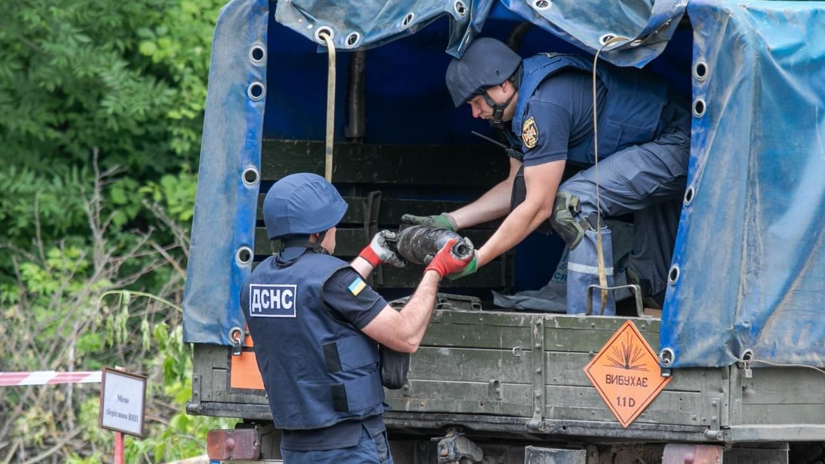 Розмінуванням України будуть займатись 80 нових піротехнічних підрозділів 1
