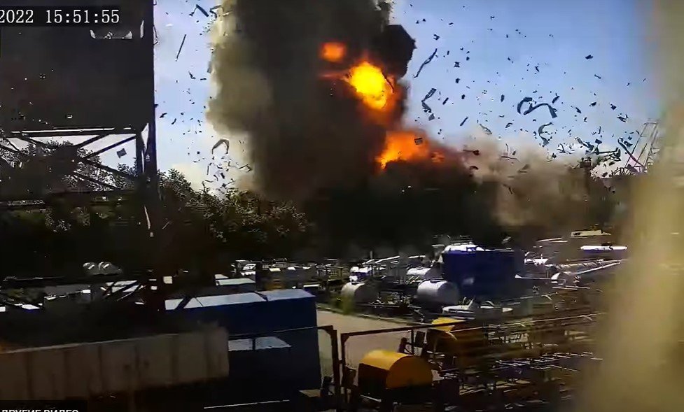 Оккупанты сознательно нанесли ракетный удар по ТРЦ в Кременчуге: новые доказательства и видео с камер наблюдений 1