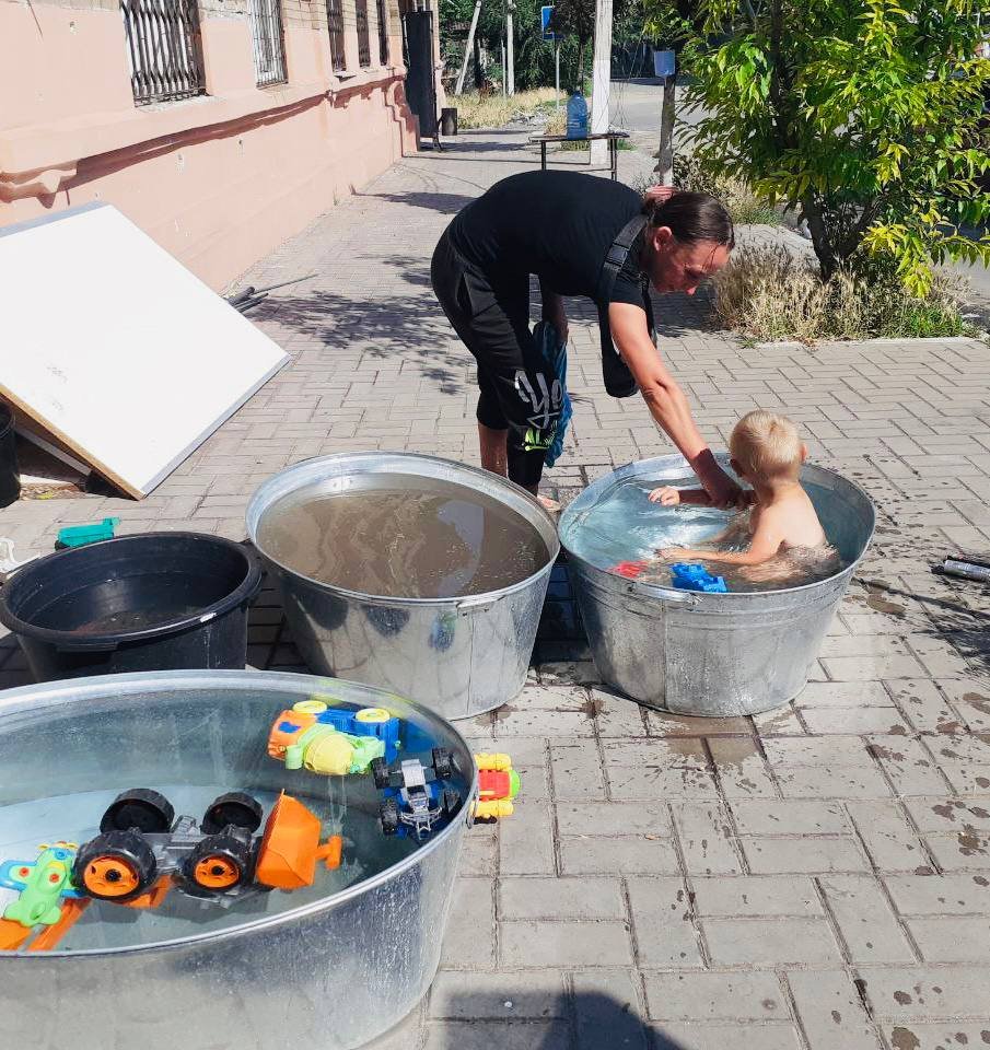 В Маріуполі зросла смертність через спеку та відсутність нормальної медицини 1