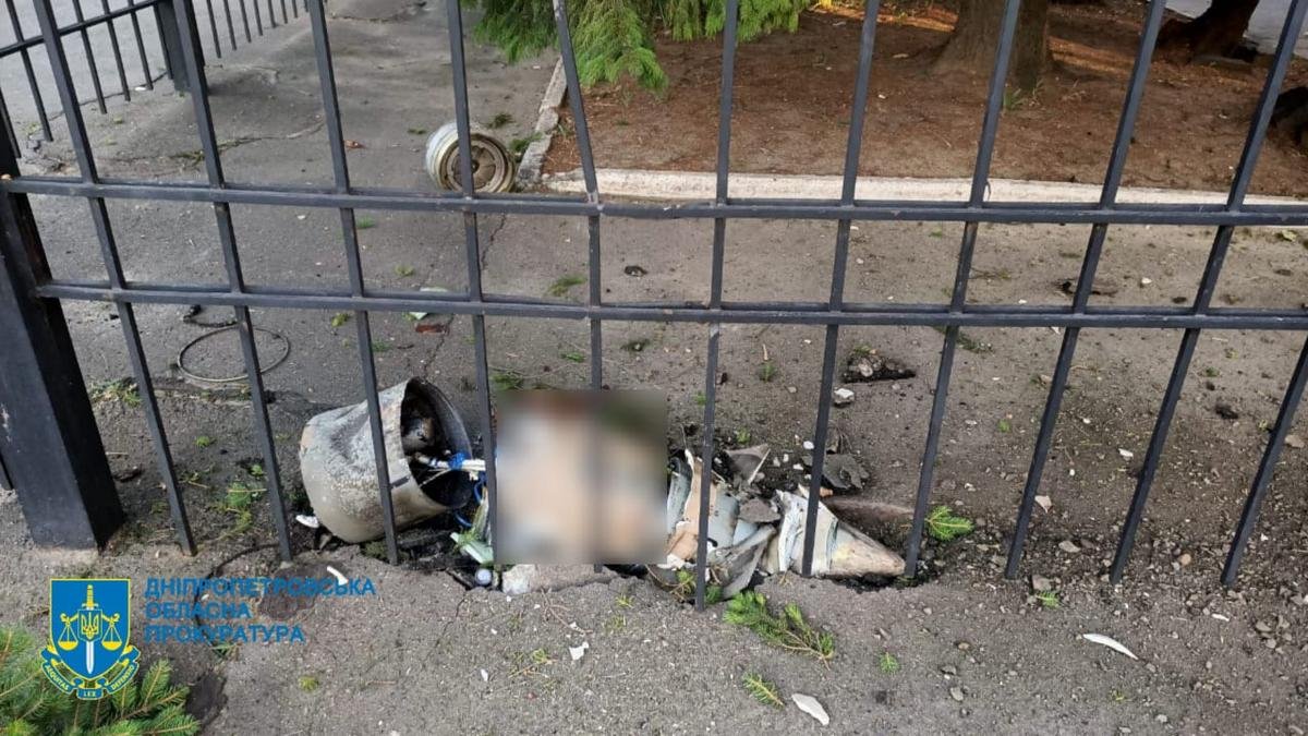Через обстріл у Кривому Розі загинула працівниця дитсадочка та 20-річна дівчина: подробиці та фото з місця події 3