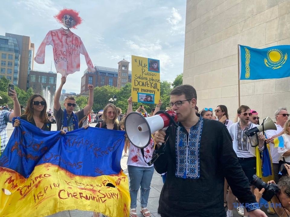 У центрі Нью-Йорка провели антивоєнну акцію «Війна не закінчилася» 1