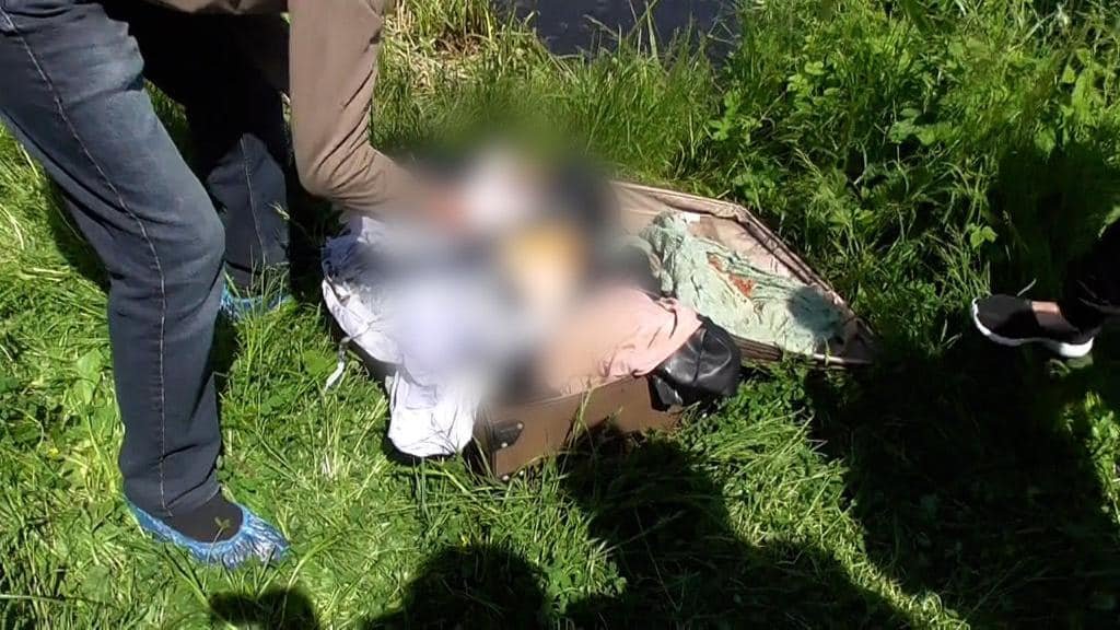 У Київській області відомий адвокат задушив співмешканку, вирвав їй серце, а потім поховав у валізі 2