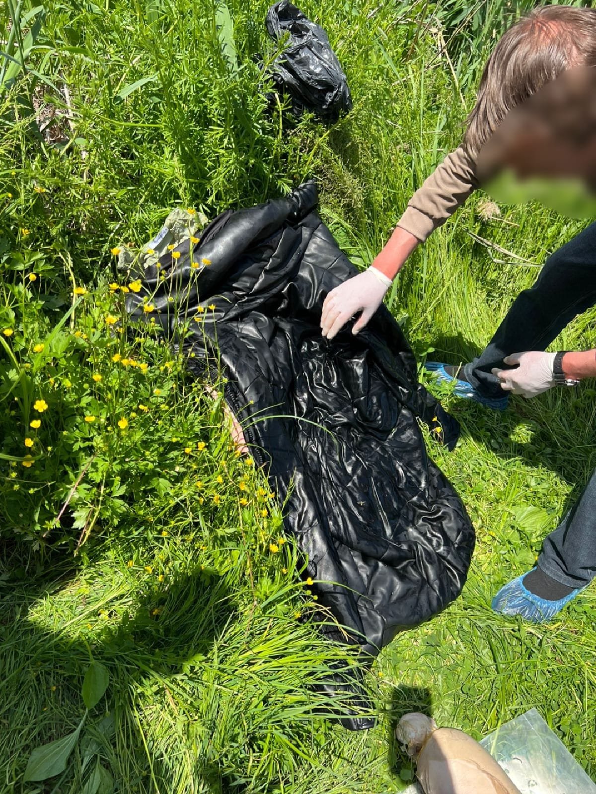 У Київській області відомий адвокат задушив співмешканку, вирвав їй серце, а потім поховав у валізі 3