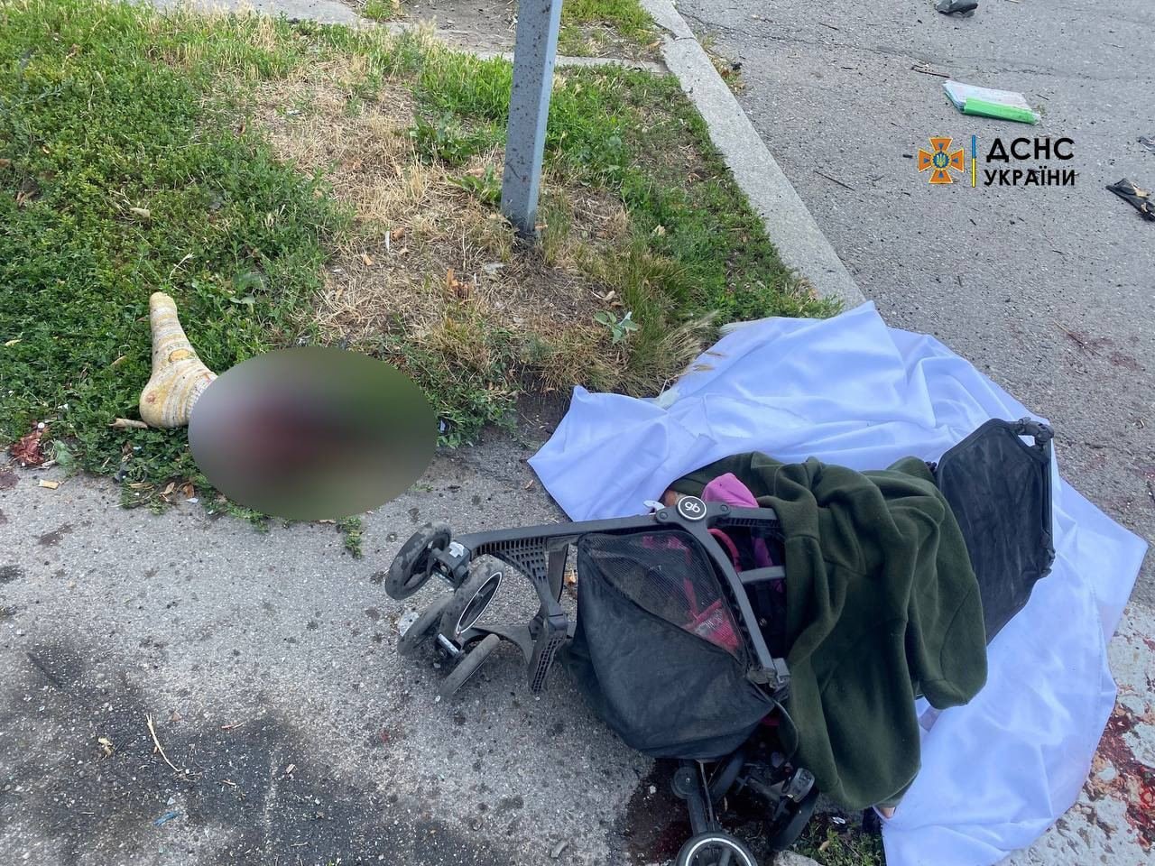 Понад 90 постраждалих і 20 загиблих. Всі подробиці ракетної атаки по Вінниці, фото та відео з місця подій 2