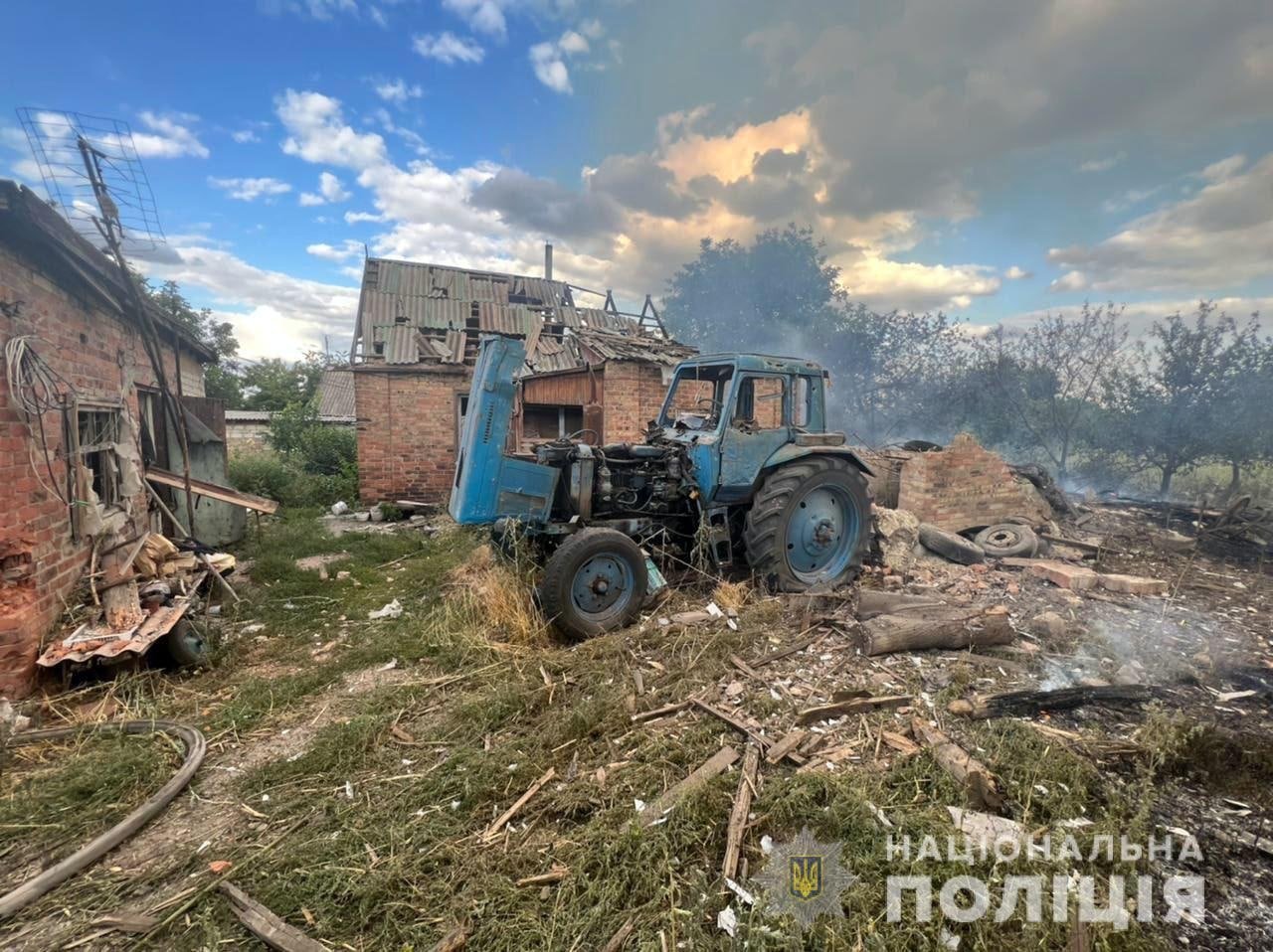 Рашисти за добу 20 разів обстріляли Донецьку область: постраждала цивільна інфраструктура та 4 поля пшениці 2