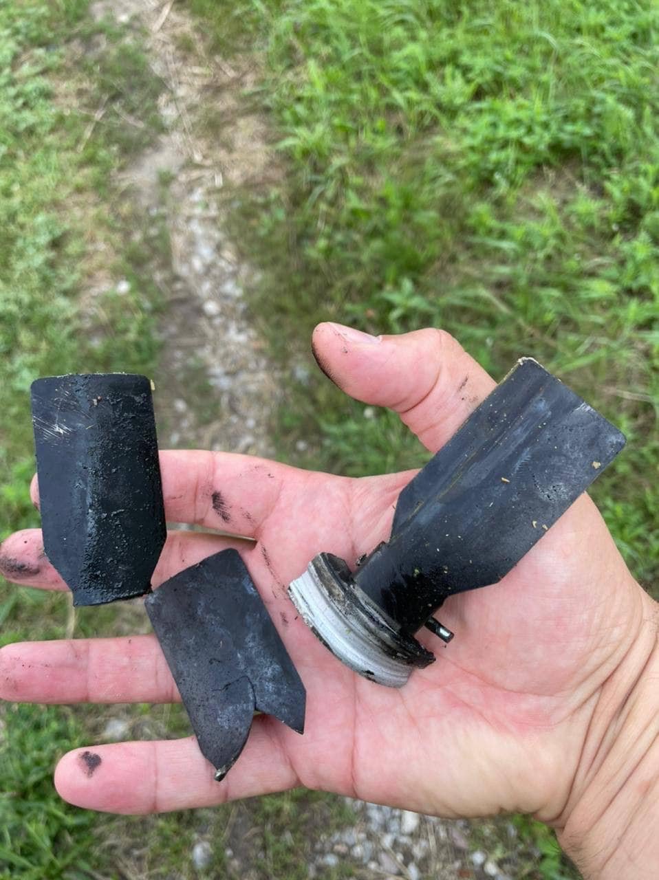 За попередніми даними, на місто скинули касетні снаряди "Ураган" За попередніми даними, на місто скинули касетні снаряди "Ураган"